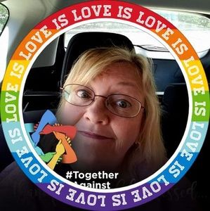 Meet your Posher, Dawne